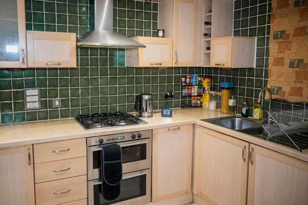 1-Bed Flat In Ocean Village Southampton Dış mekan fotoğraf